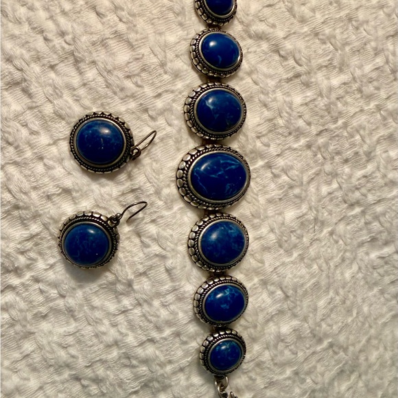 Jewelry - Elegant Blue Stone Jewelry Set